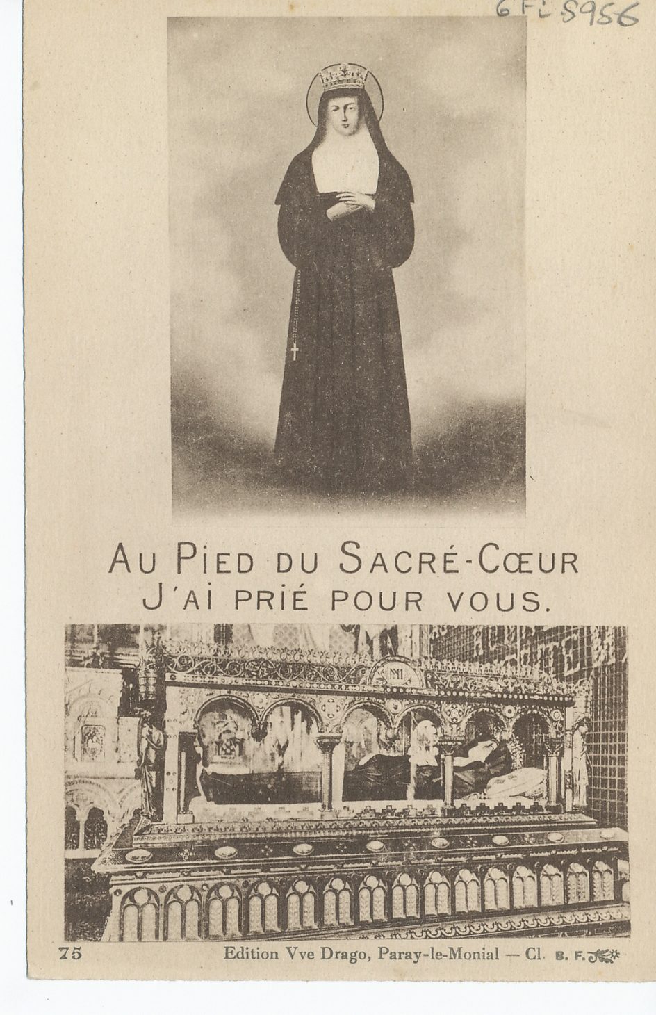 Au pied du Sacré-Coeur. J'ai prié pour vous.