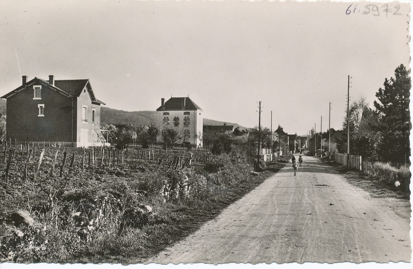Nanton.