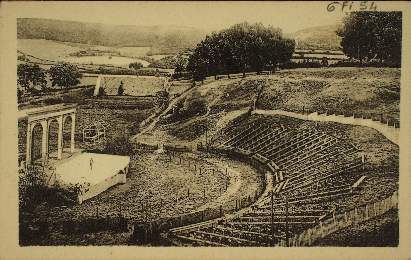 Autun. Théâtre romain.