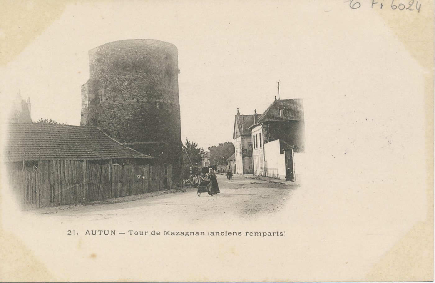 Autun. Tour de Mazagnan (anciens remparts).