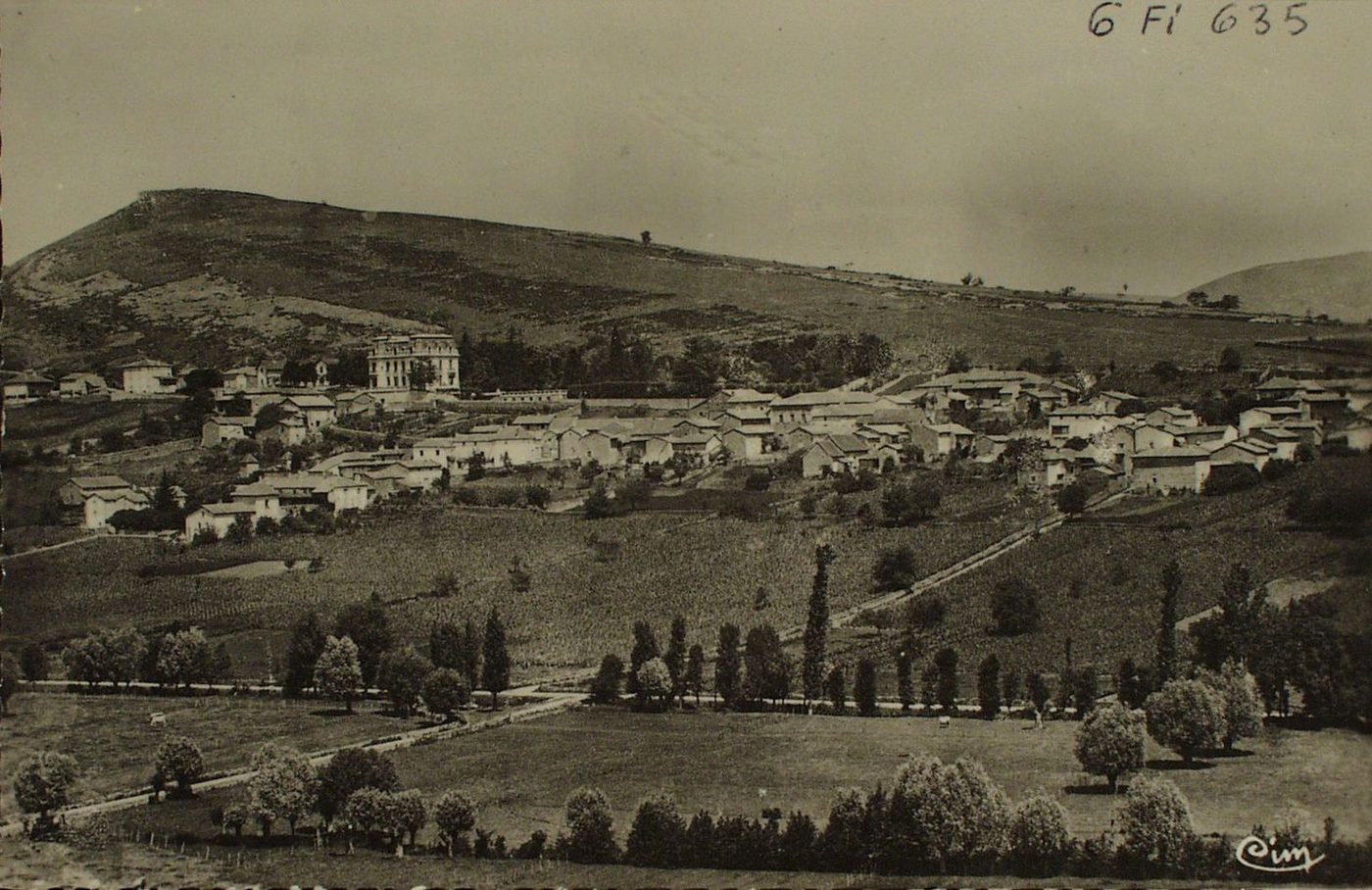 Bussières. Vue générale.