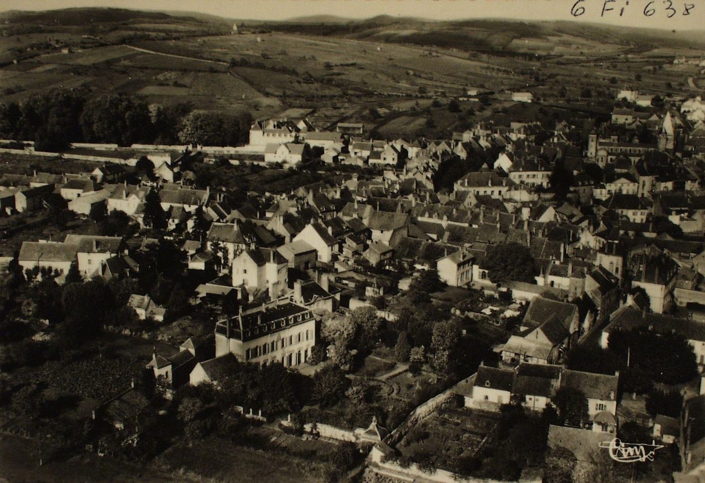 Buxy. Ecole ménagère. Vue aérienne.