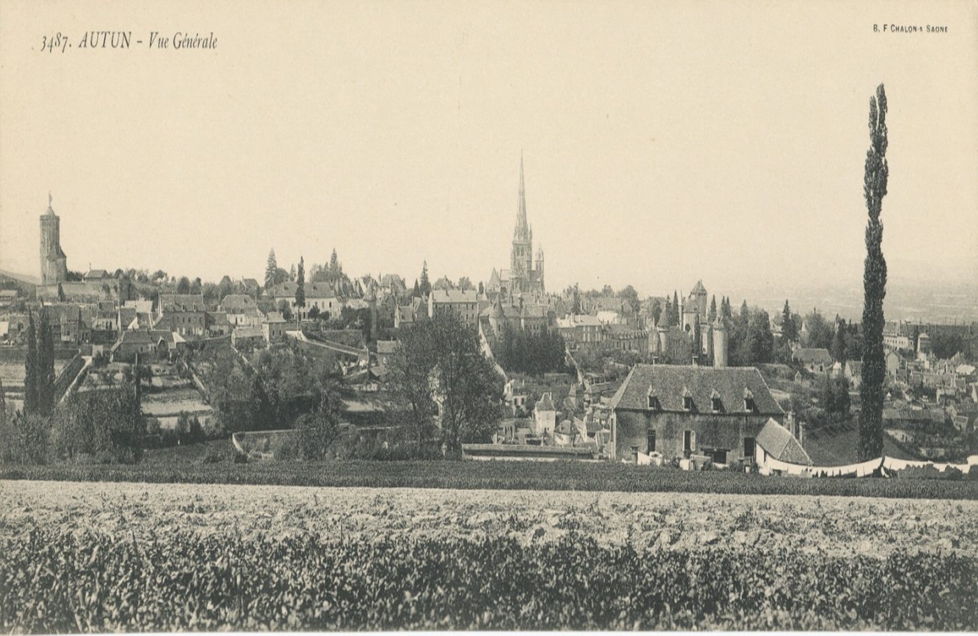 Autun. Vue générale.
