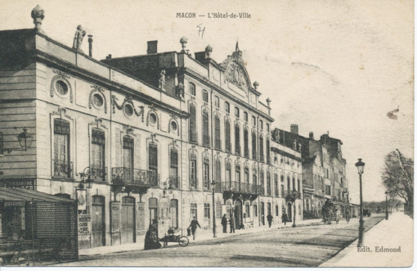 Mâcon. L'hôtel de ville.