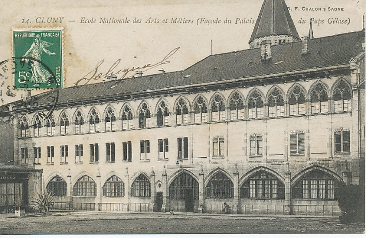 Cluny. Ecole nationale des arts et métiers. (Façade du palais du pape Gélase)