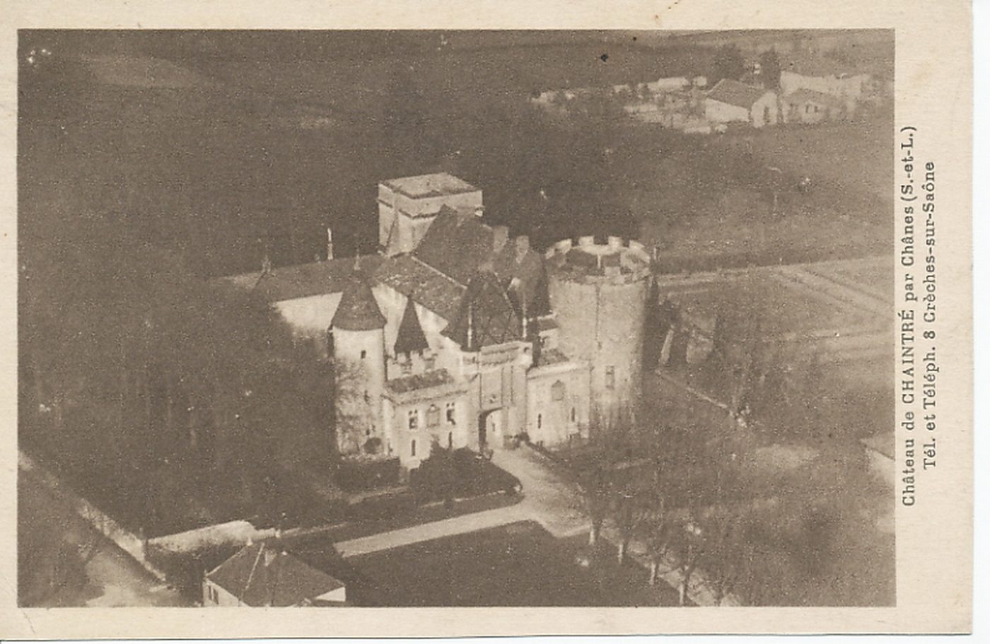 Château de Chaintré par Chânes. Tél. et téléph. 8, Crêches-sur-Saône.