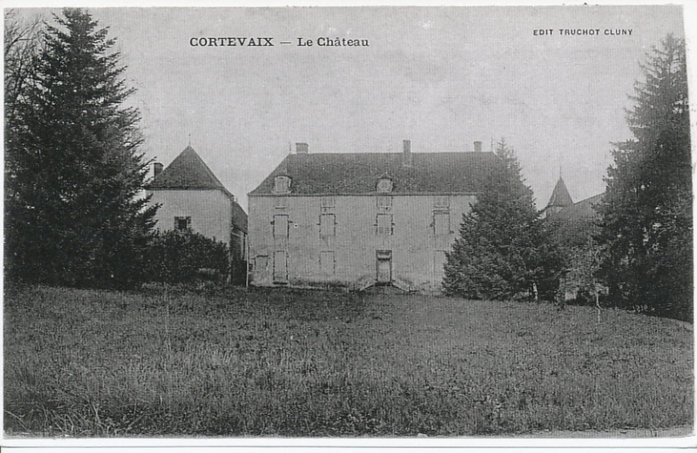 Cortevaix. Le château.