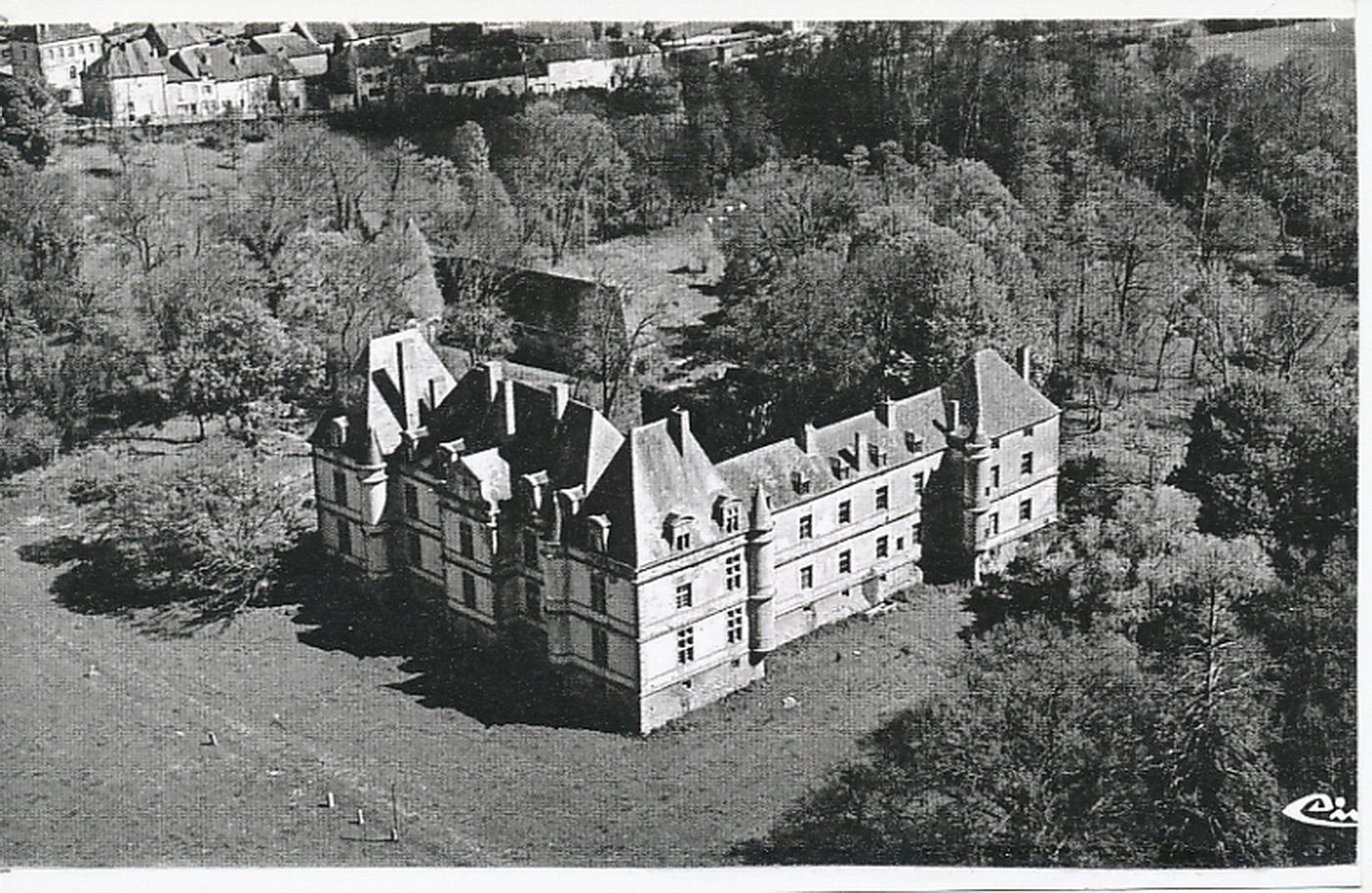 Château de Cormatin.