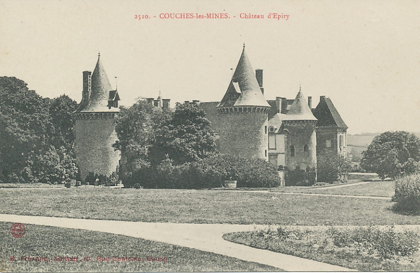 Couches-les-Mines. Château d'Epiry.