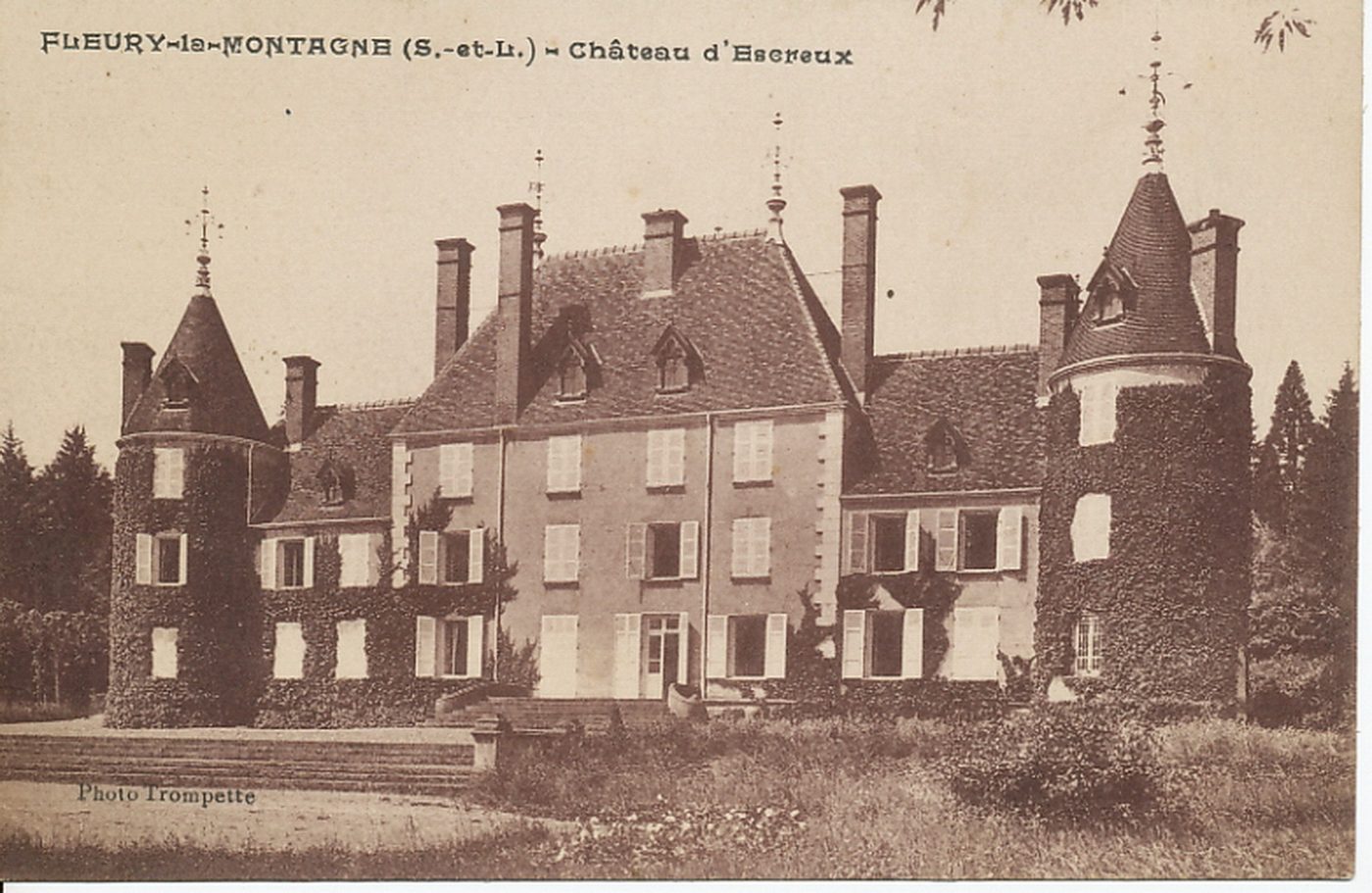 Fleury-la-Montagne. Château d'Escreux.