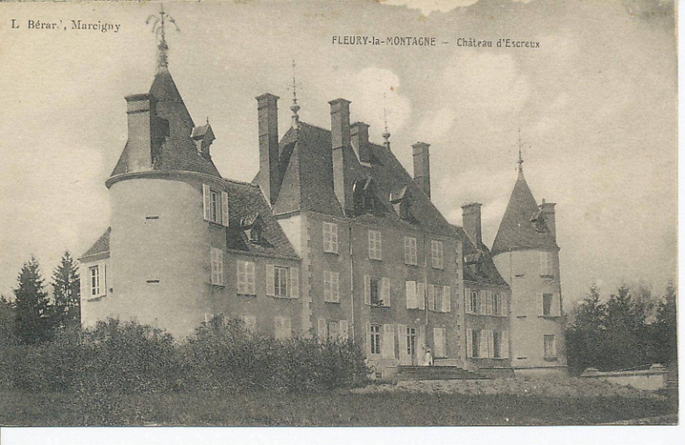Fleury-la-Montagne. Château d'Escreux.