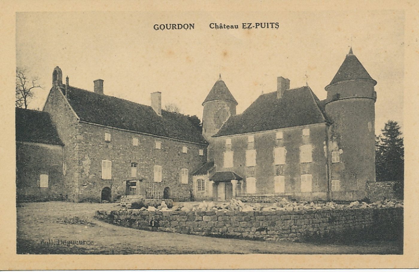 Gourdon. Château Ez-Puits.