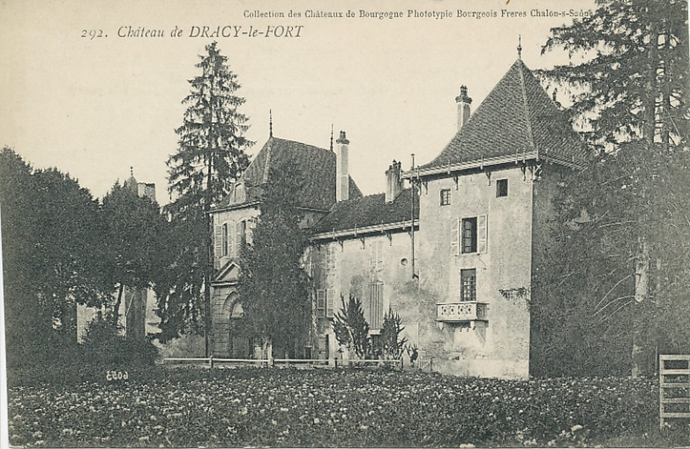 Château de Dracy-le-Fort.