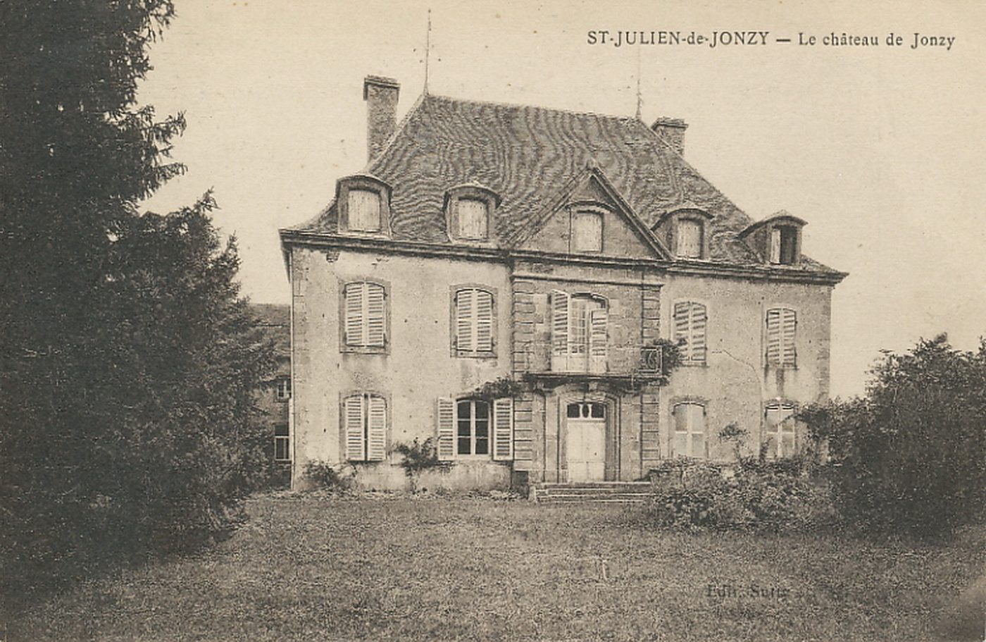Saint-Julien-de-Jonzy. Le château de Jonzy.