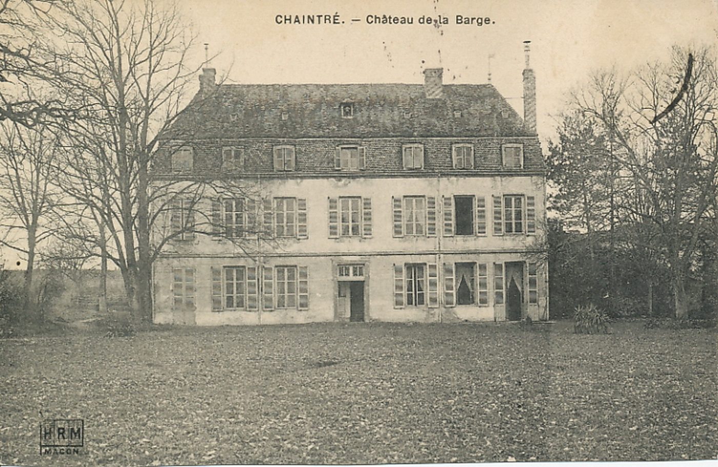 Chaintré. Château de la Barge.