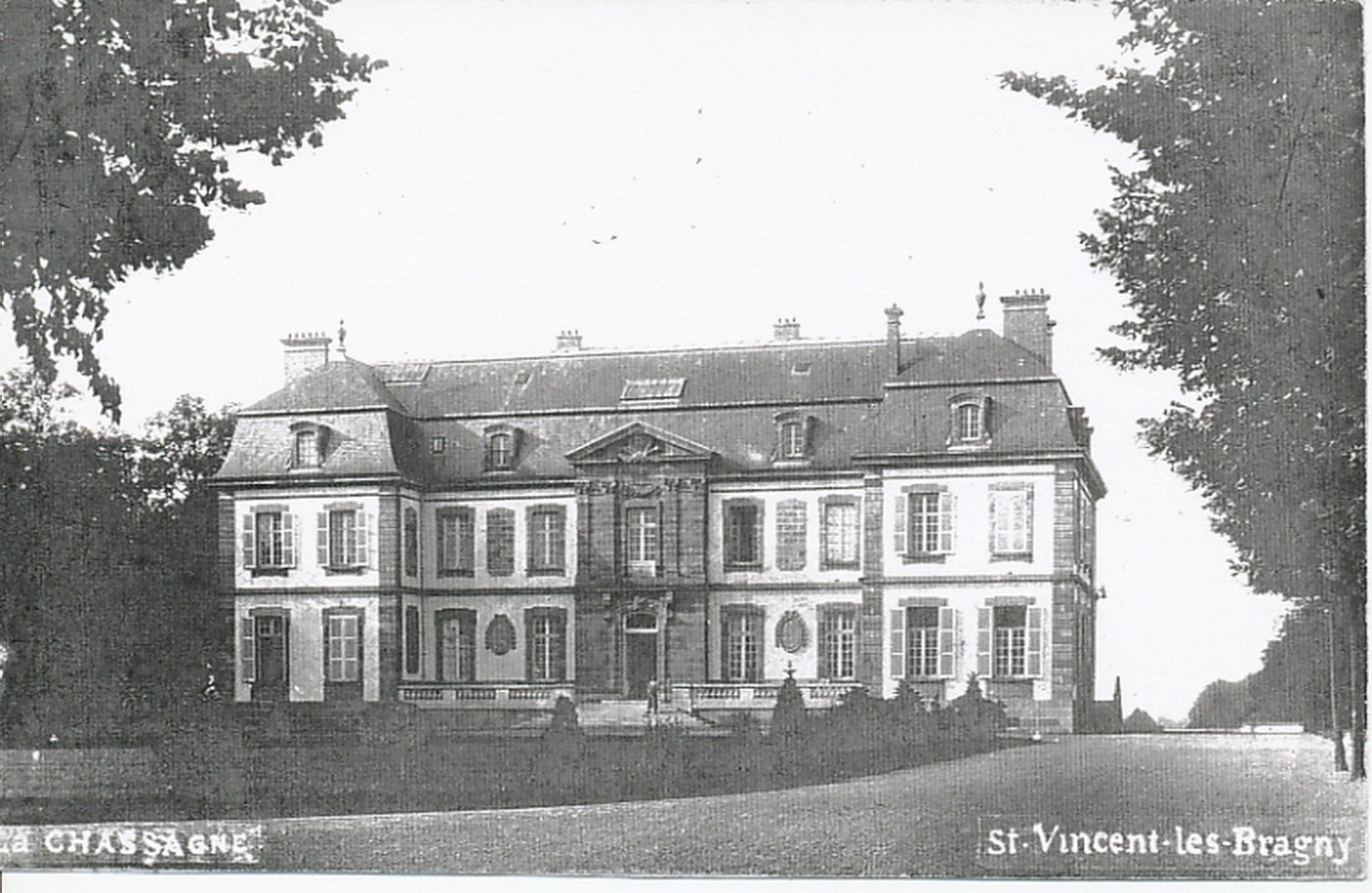 Château de la Chassagne. Saint-Vincent-lès-Bragny.