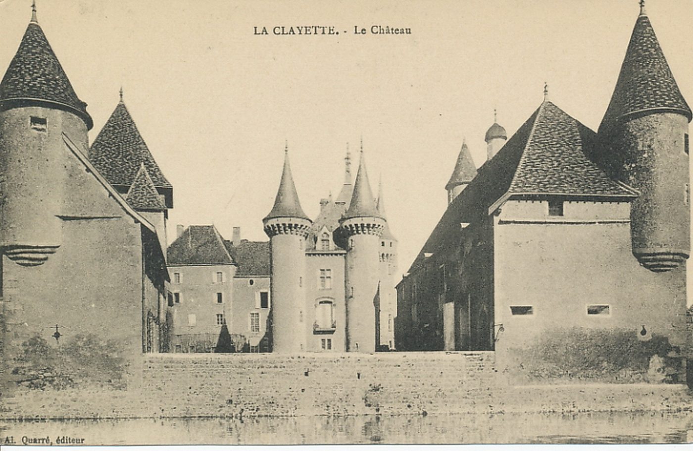 La Clayette. Le château.