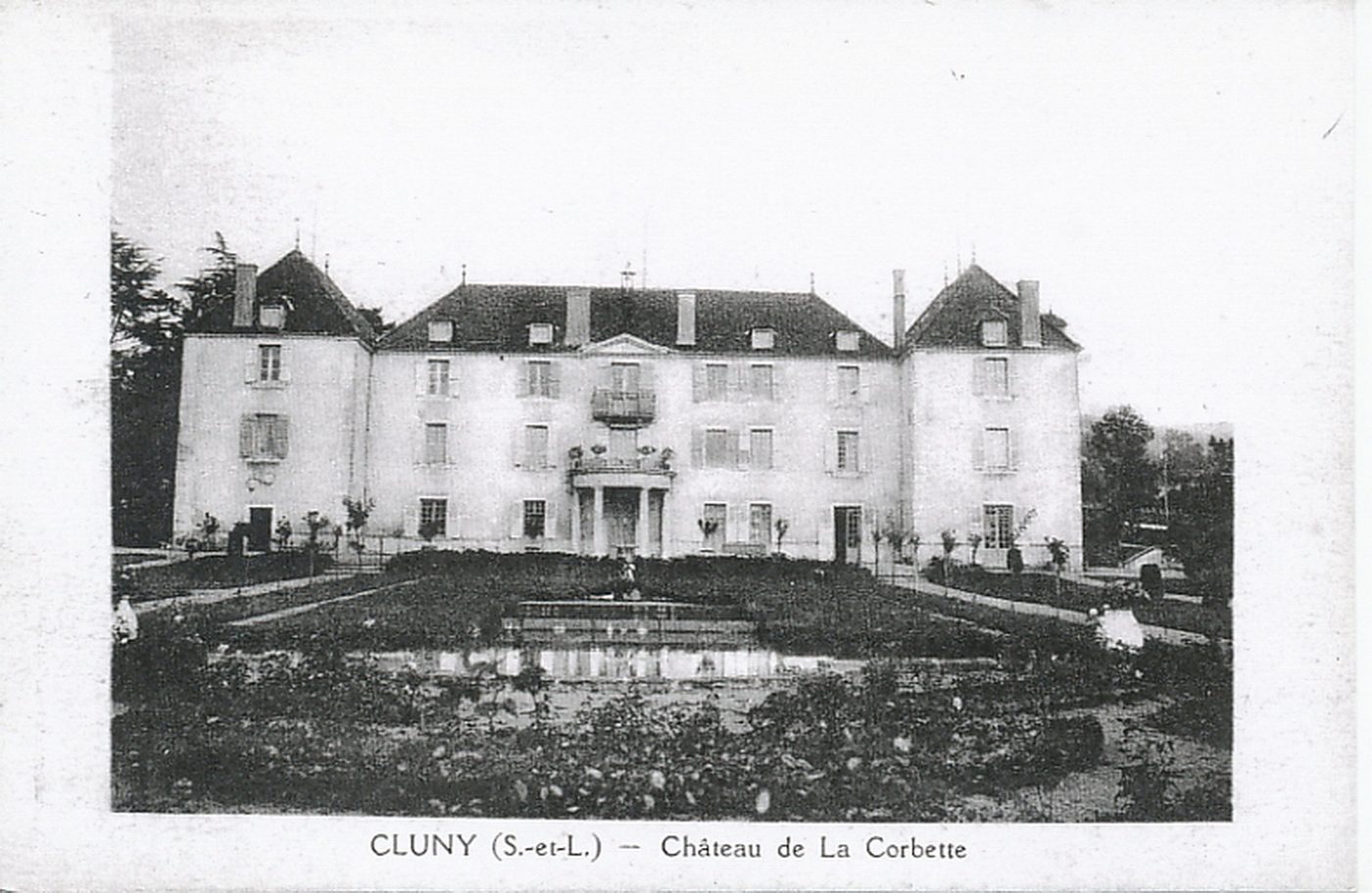 Cluny. Château de la Corbette.