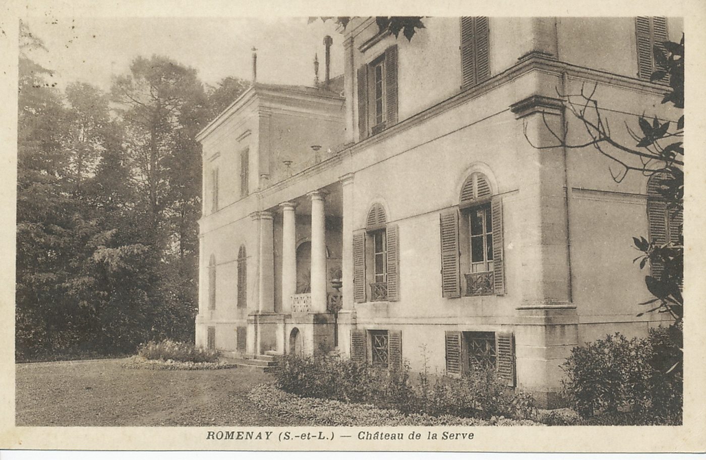 Romenay. Château de la Serve.