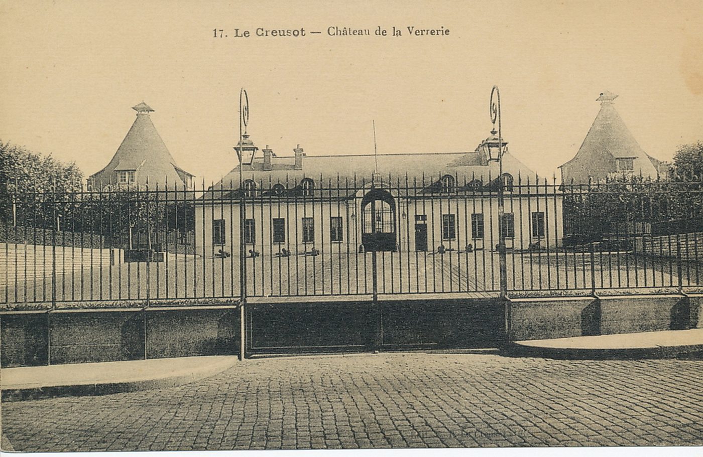 Le Creusot. Château de la Verrerie