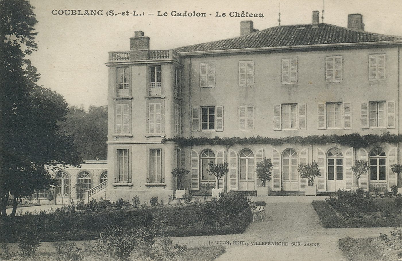 Coublanc. Le Cadalon. Le Château.