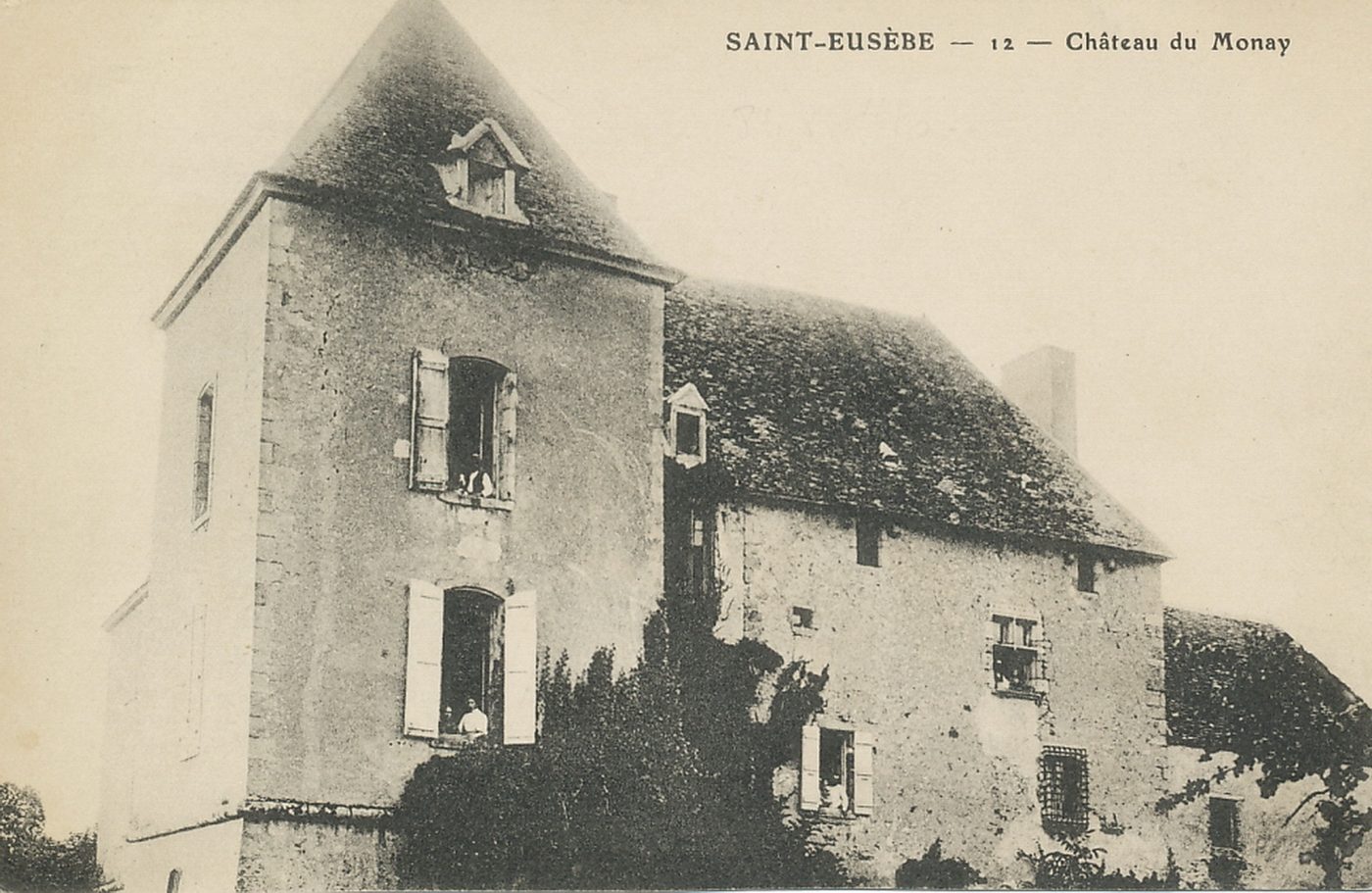 Saint-Eusèbe. Château du Monay.