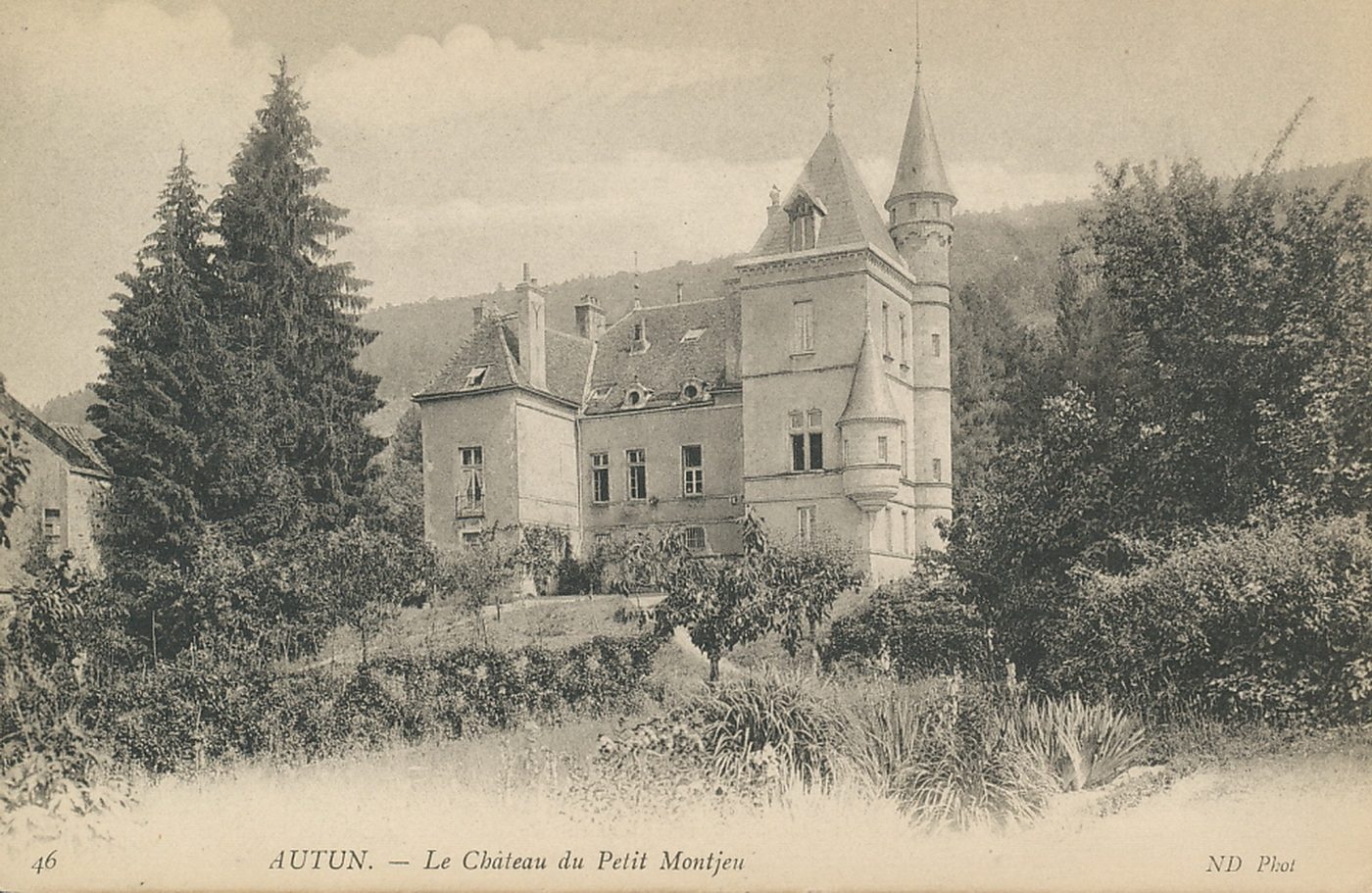 Autun. Château du Petit-Montjeu.