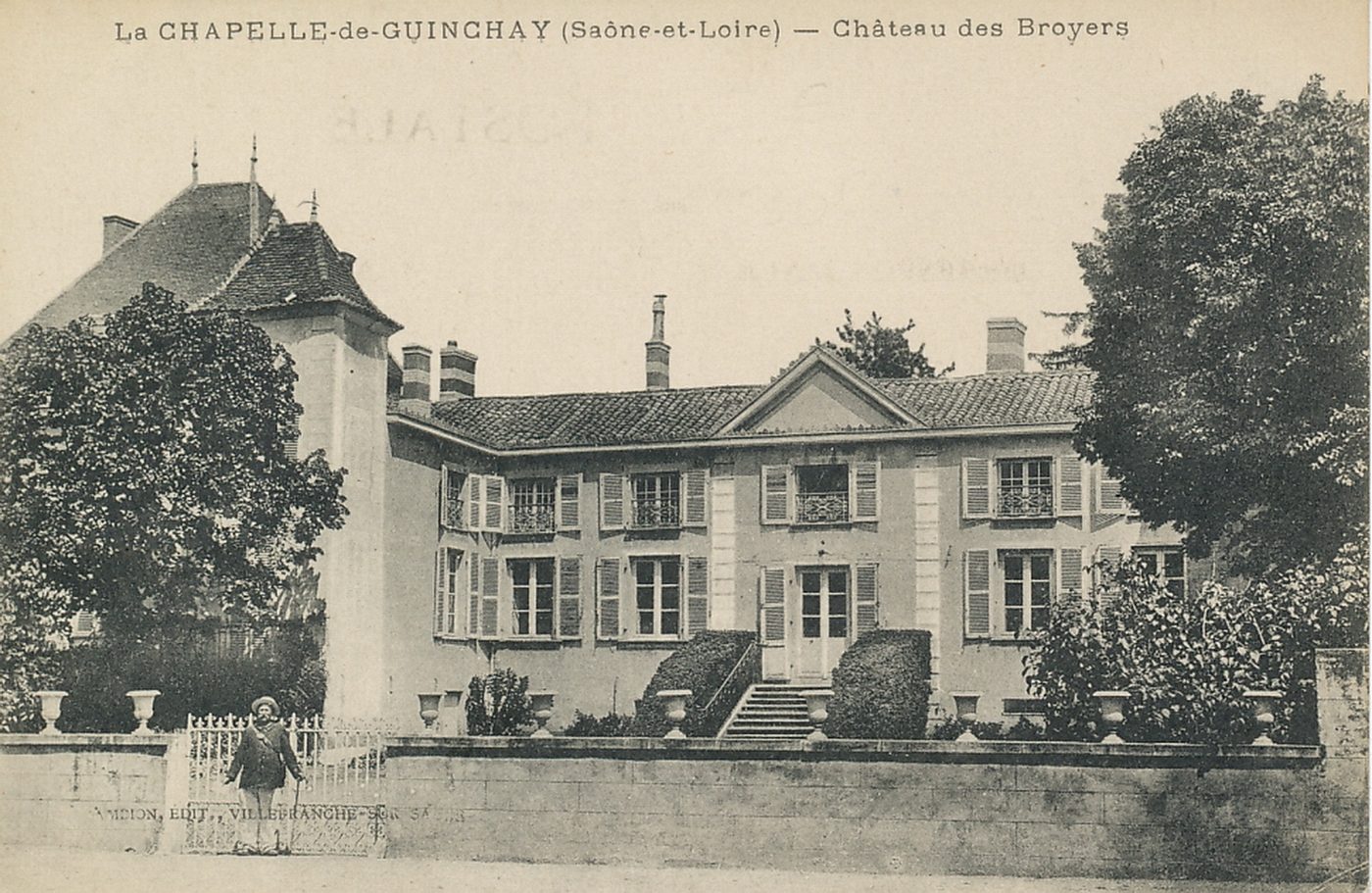 La Chapelle-de-Guinchay. Château des Broyers.