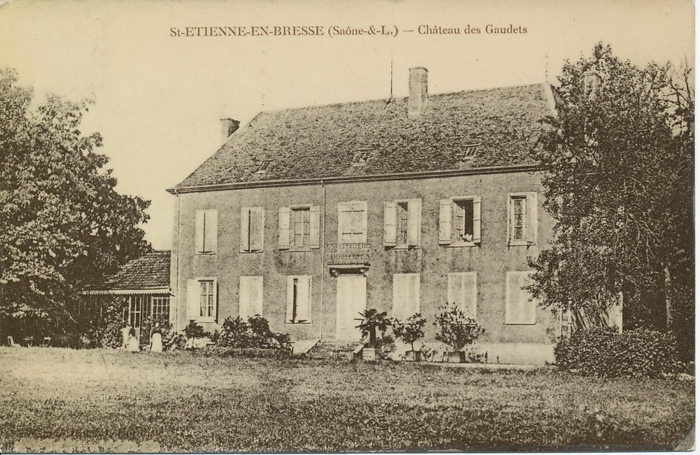Saint-Etienne-en-Bresse. Château des Gaudets.