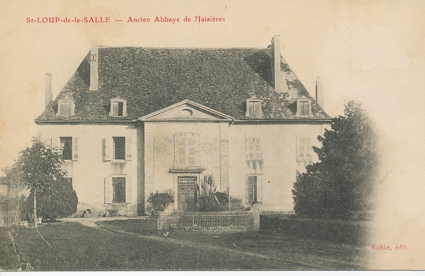 Saint-Loup-de-la-Salle. Ancien abbaye de Maizières.