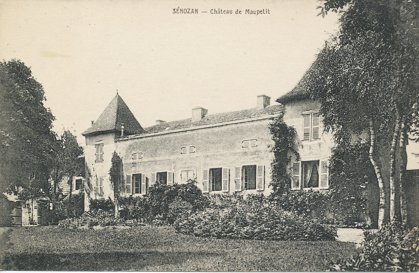 Senozan. Château de Maupetit.