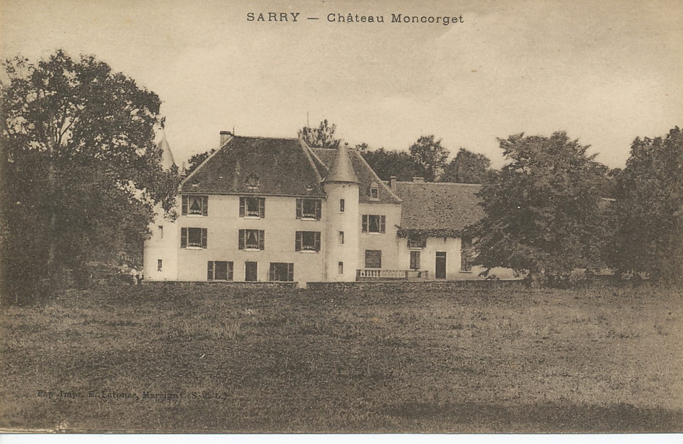 Sarry. Château Moncorget.