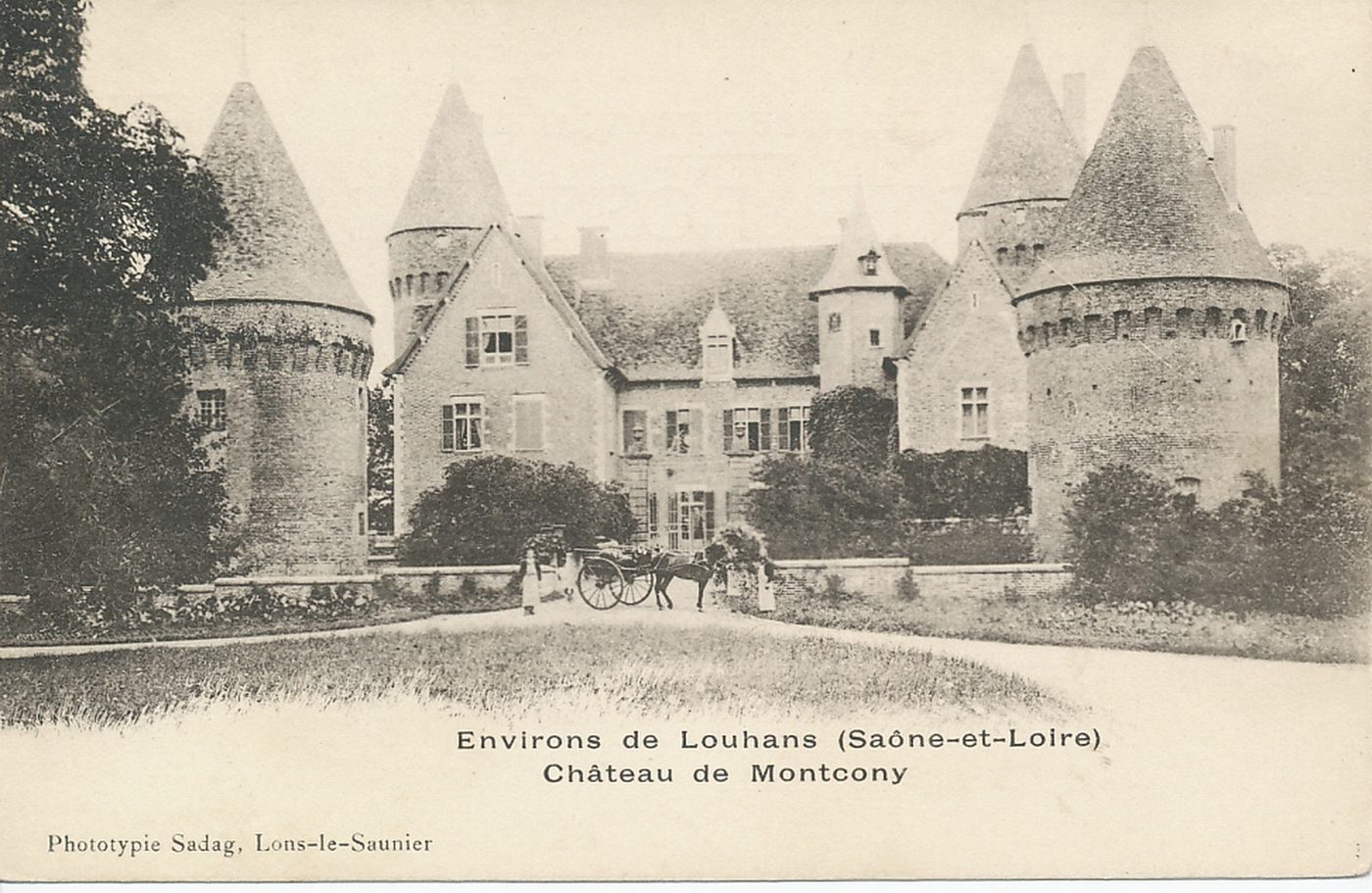 Environs de Louhans. Château de Montcony.