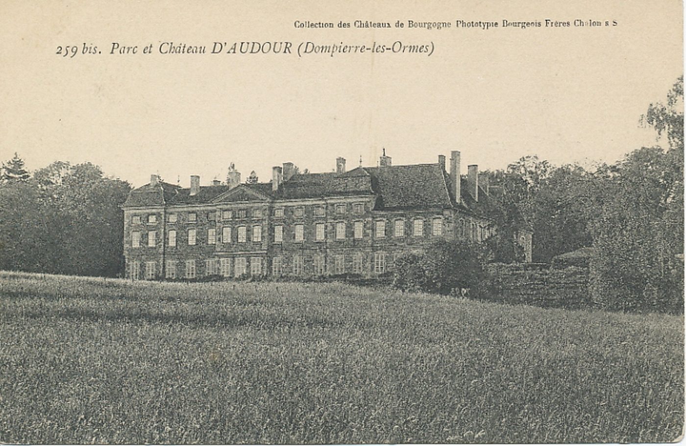 Parc et château d'Audour (Dompierre-les-Ormes).