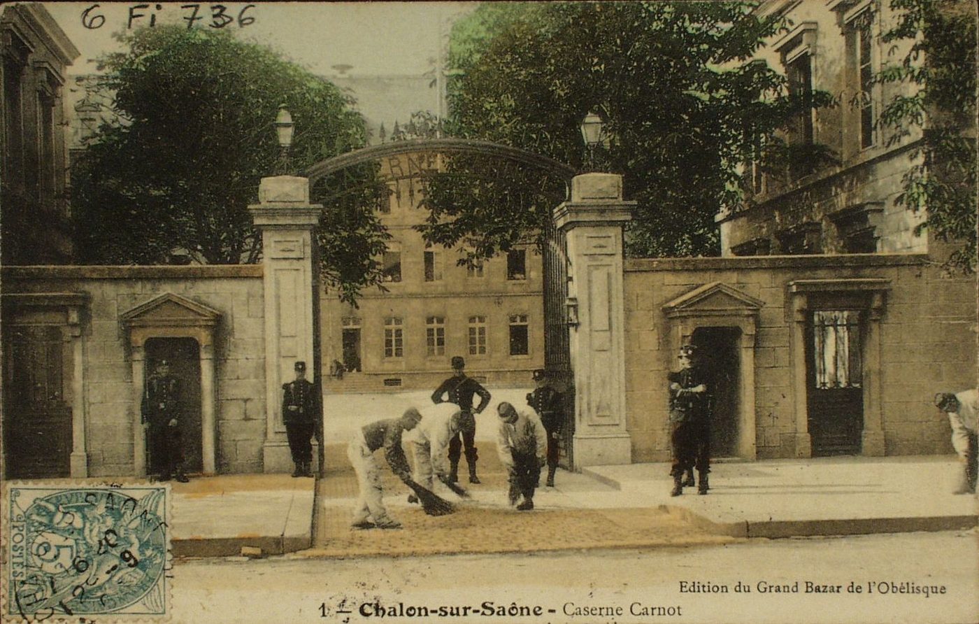 Chalon-sur-Saône ; caserne Carnot.