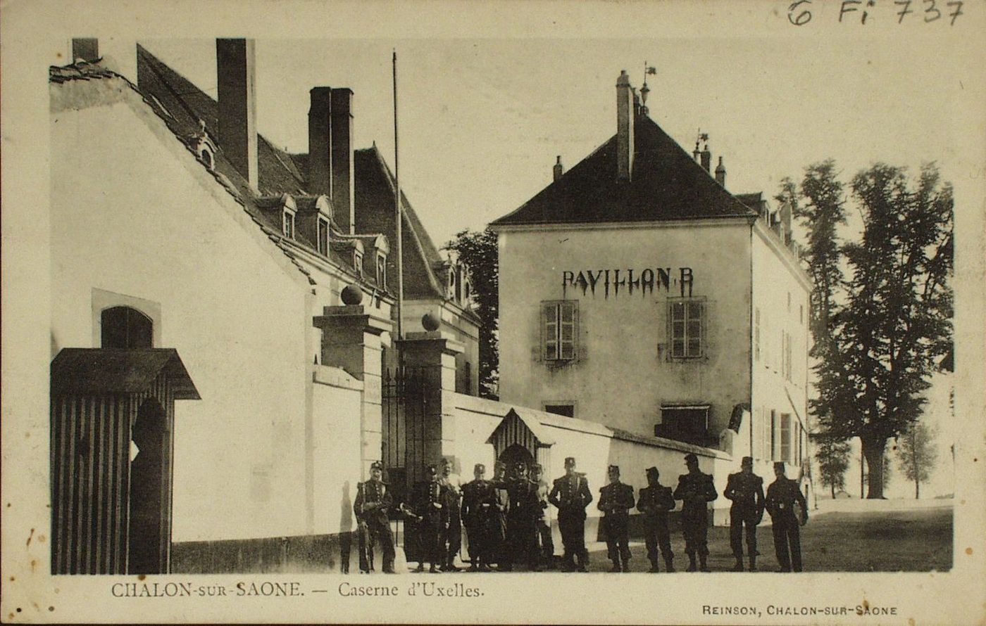 Chalon-sur Saône. Caserne d'Uxelles.