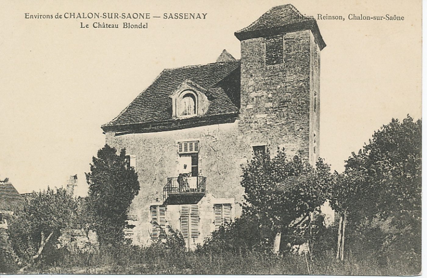 Environs de Chalon-sur-Saône. Sassenay. Le château Blondel.
