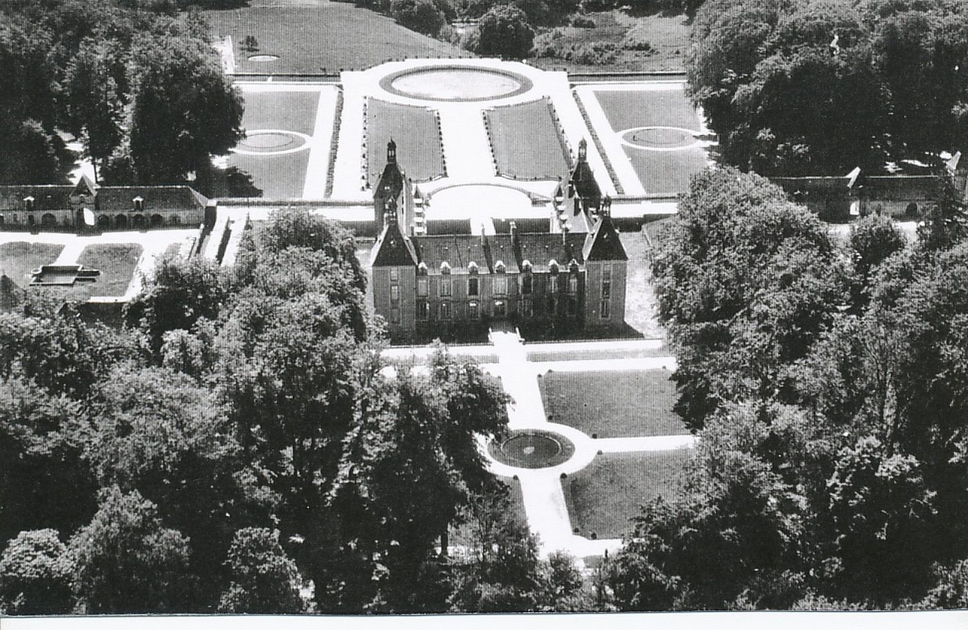 Château de Montjeu.