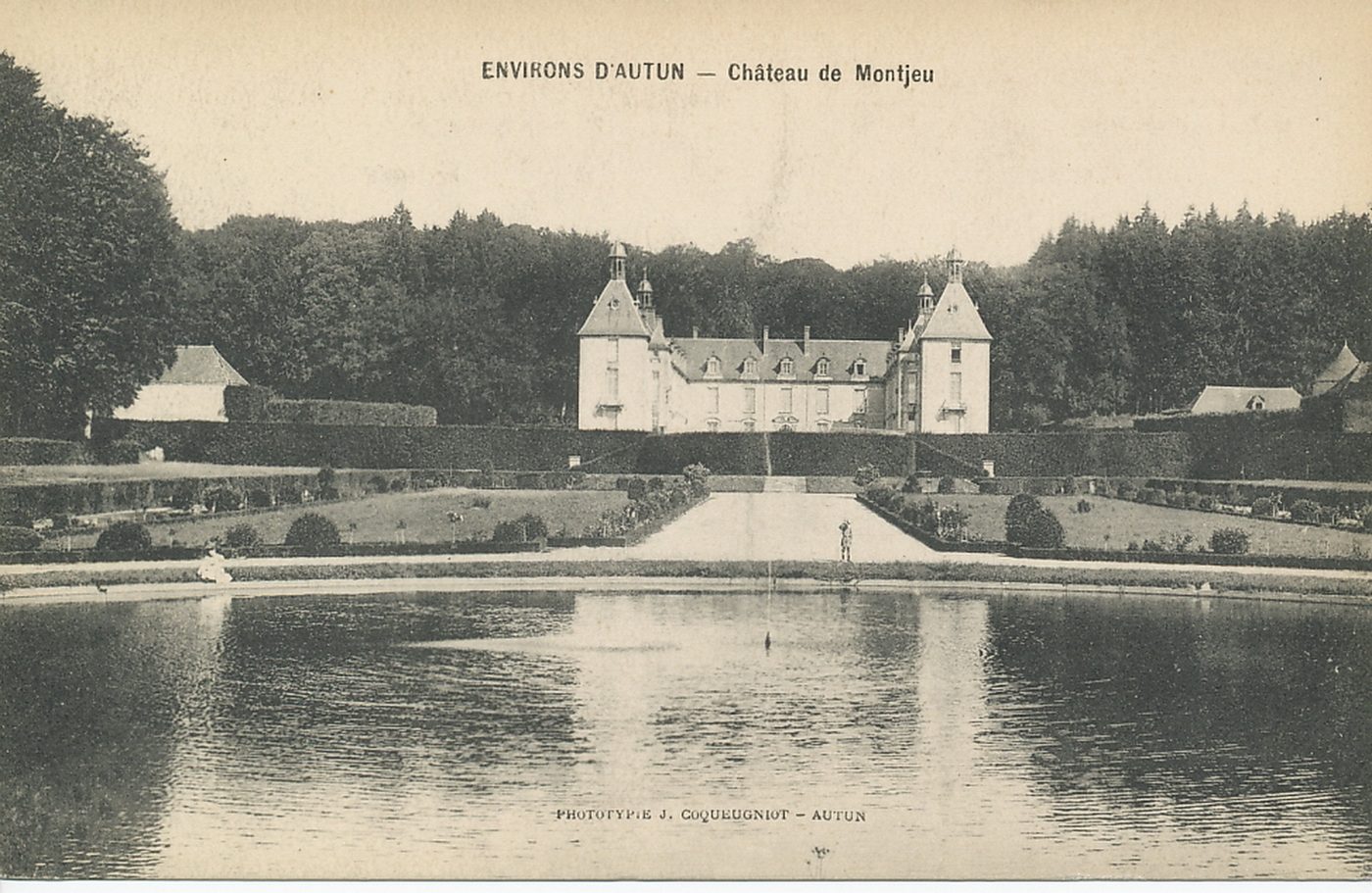 Environs d'Autun. Château de Montjeu.