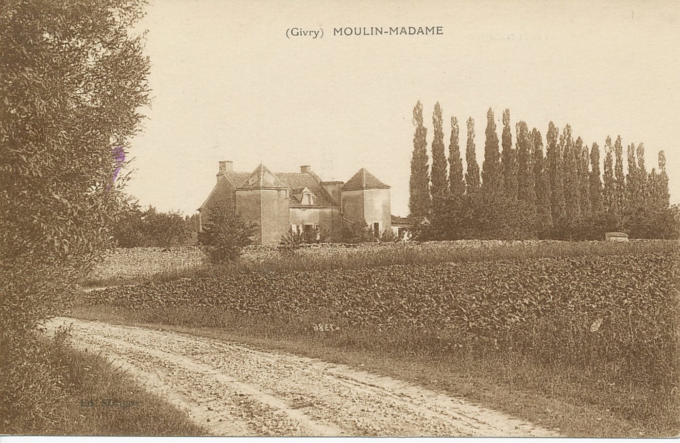 Givry, Moulin-Madame.