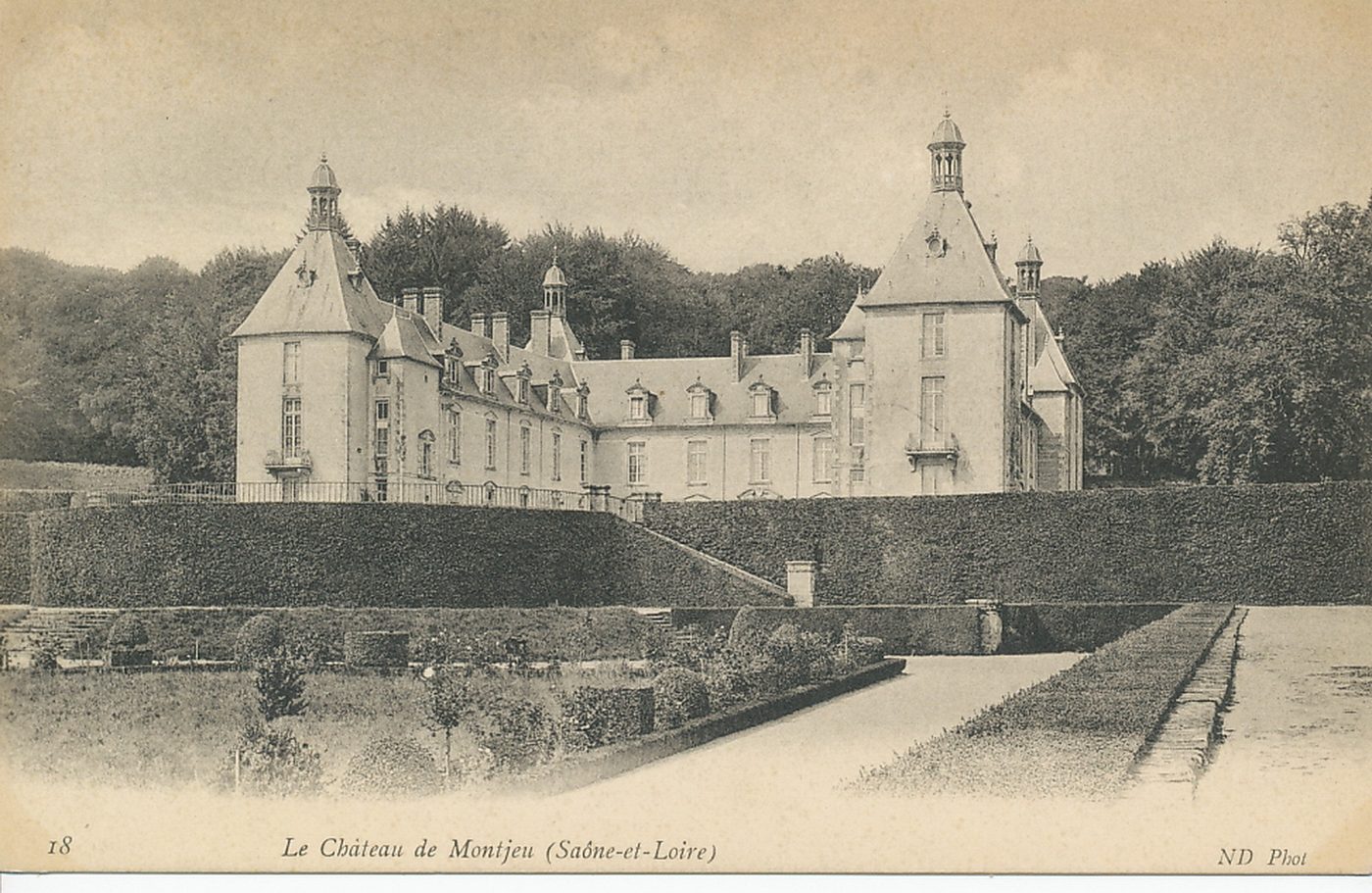Le château de Montjeu.