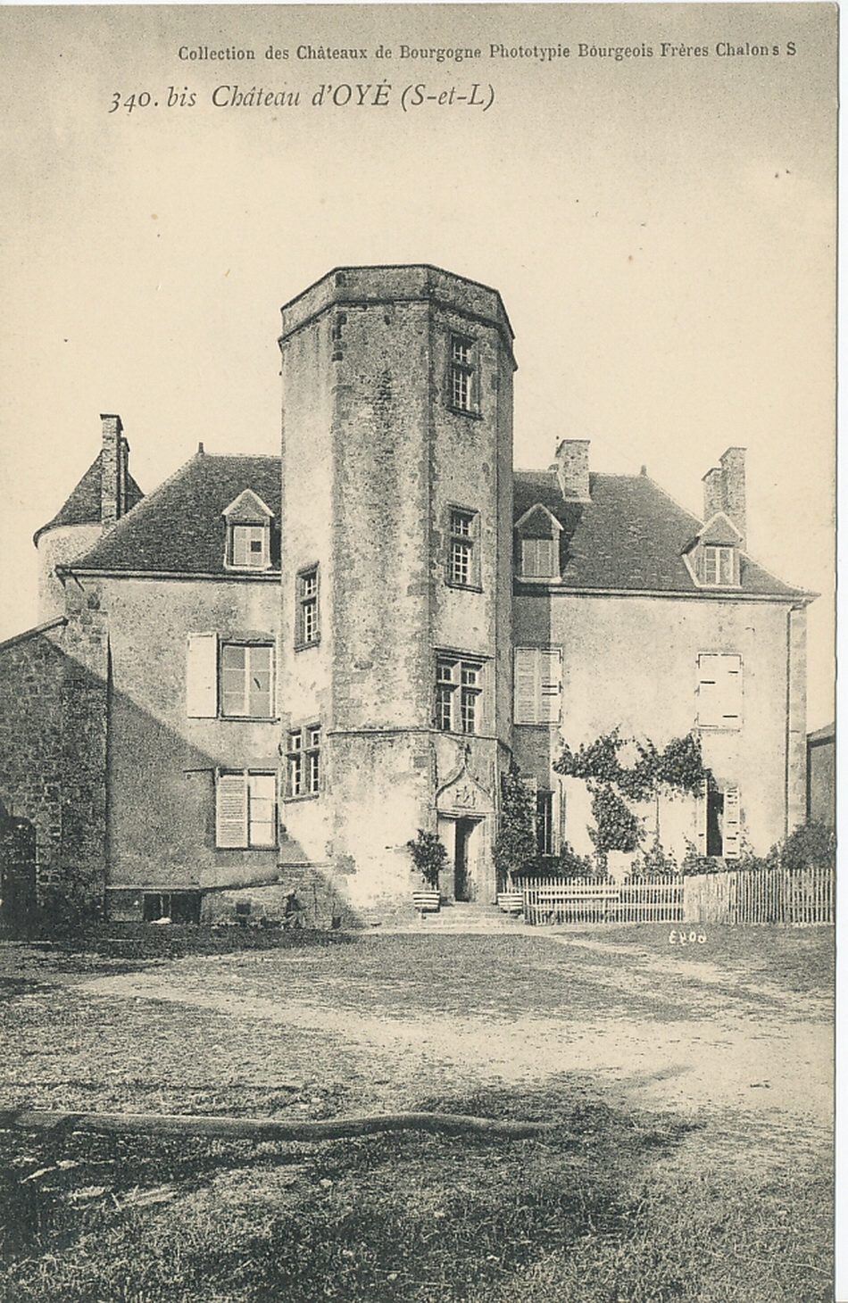 Château d'Oyé.