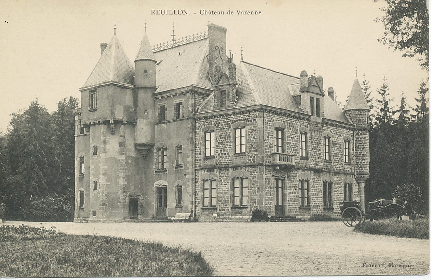 Reuillon. Château de Varenne.