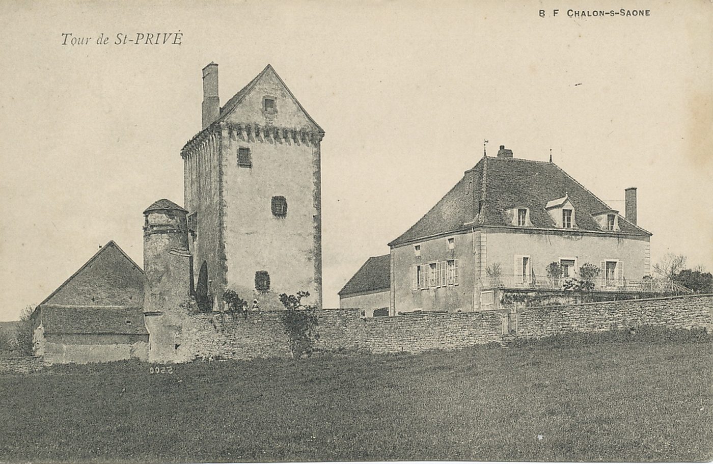 Tour de Saint-Privé.