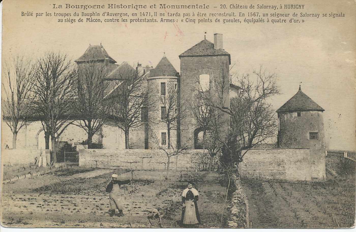 La Bourgogne historique et monumentale. Château de Salornay à Hurigny. Brûlé par les troupes du Dauphin d'Auvergne, en 1471, il ne tarda pas à être reconstruit. En 1567, un seigneur de Salornay se signala au siège de Mâcon, contre les protestants. Armes : "Cinq points de gueules, équipalés à quatre d'or."