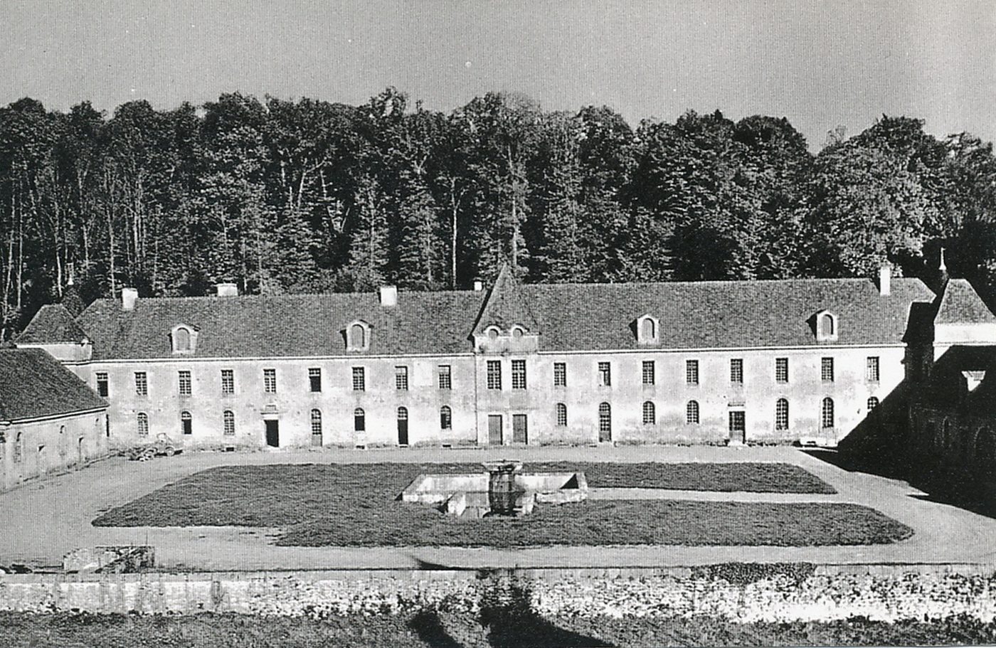 Château de Grand Montjeu, 1606.