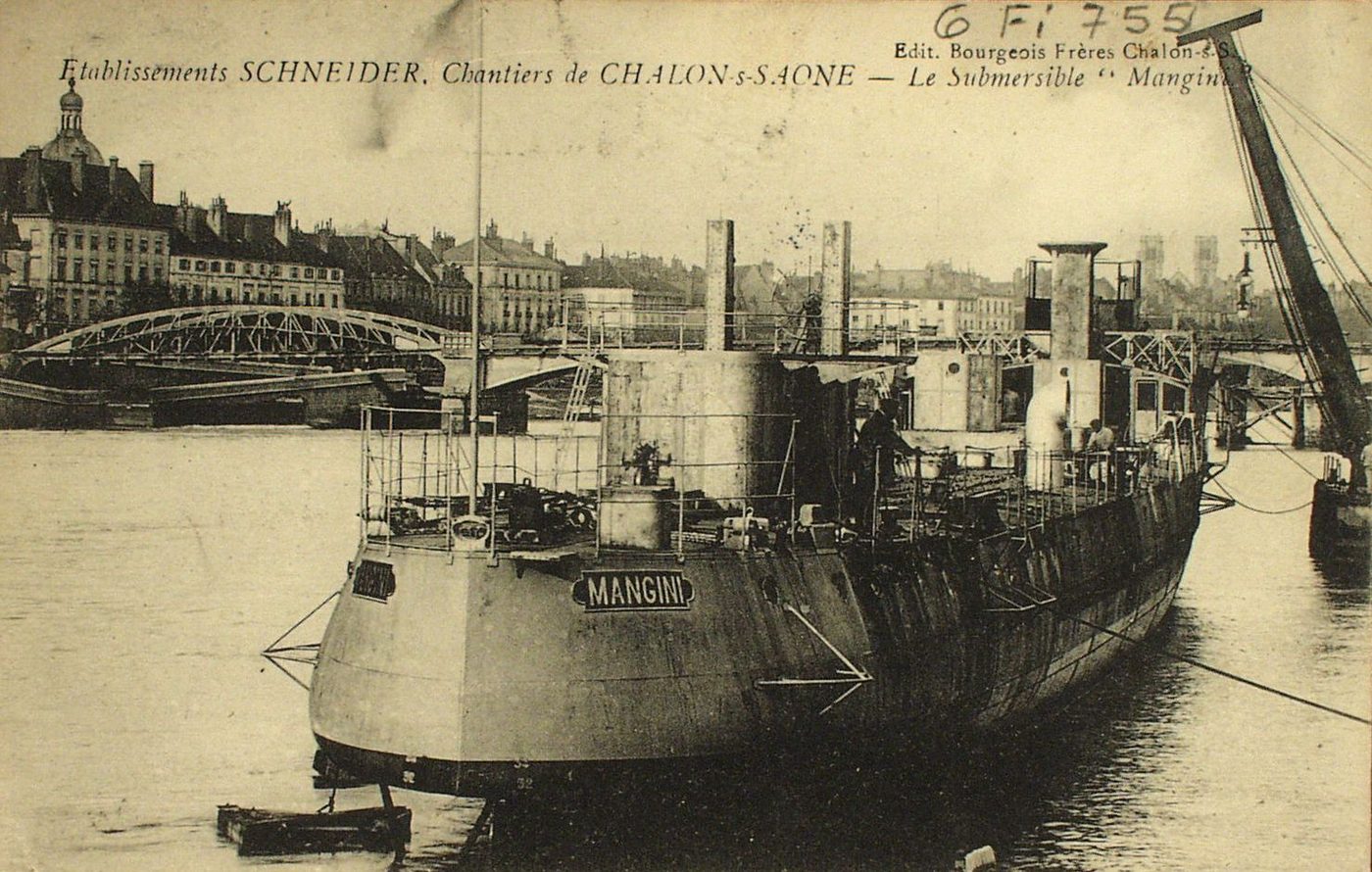 Etablissements Schneider. Chantiers de Chalon-sur-Saône. Le submersible "Mangin".