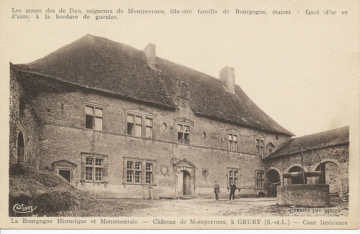 La Bourgogne historique et monumentale. Château de Montperroux à Grury. Cour intérieure. Les armes de Dyo, seigneur de Montperroux, illustre famille de Bourgogne, étaient : fascé d'or et d'azur à la bordure de gueules.