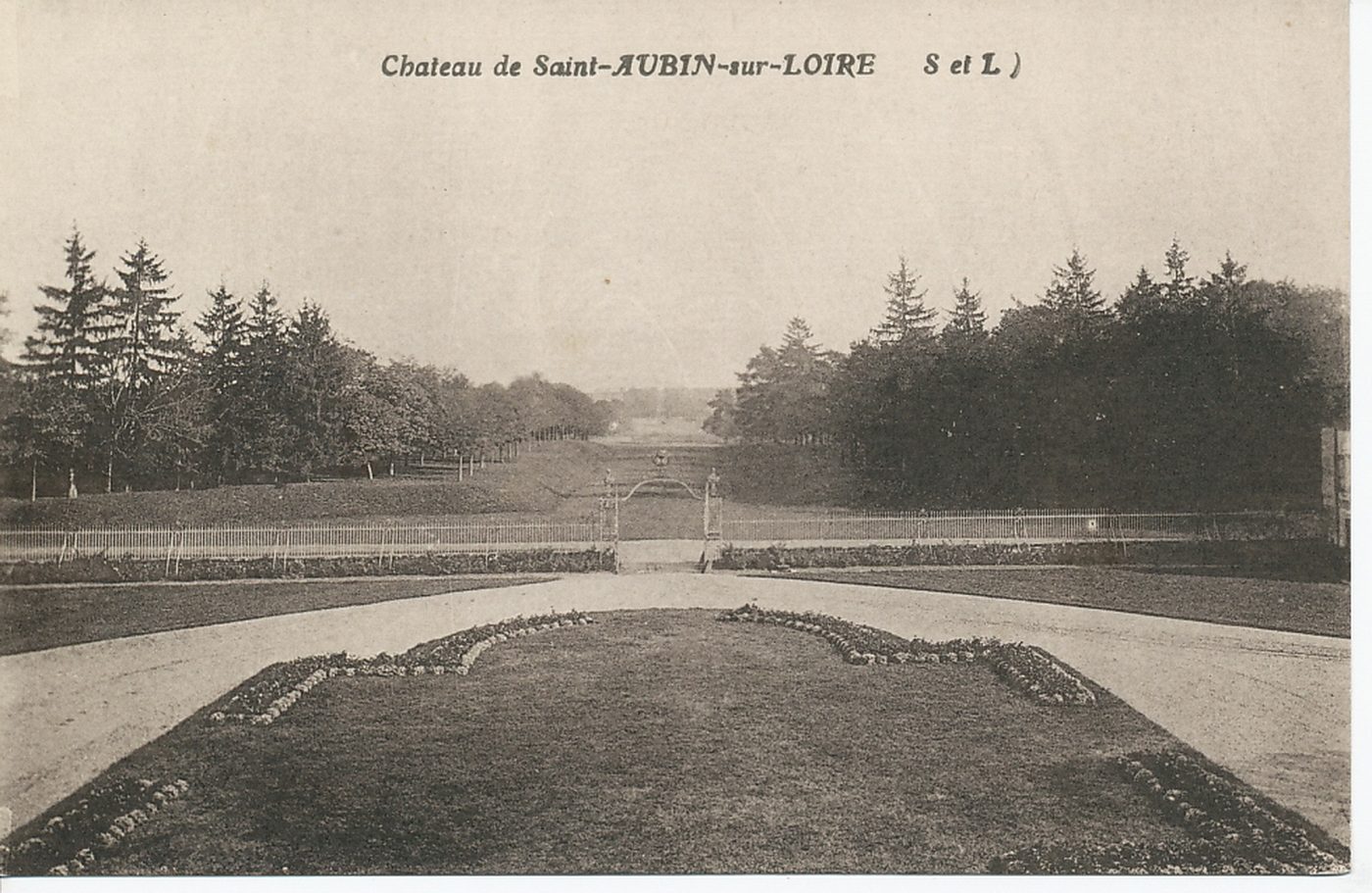 Chateau de Saint-Aubin-sur-Loire.