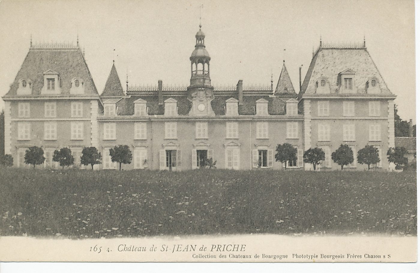 Château de Saint-le-Priche.